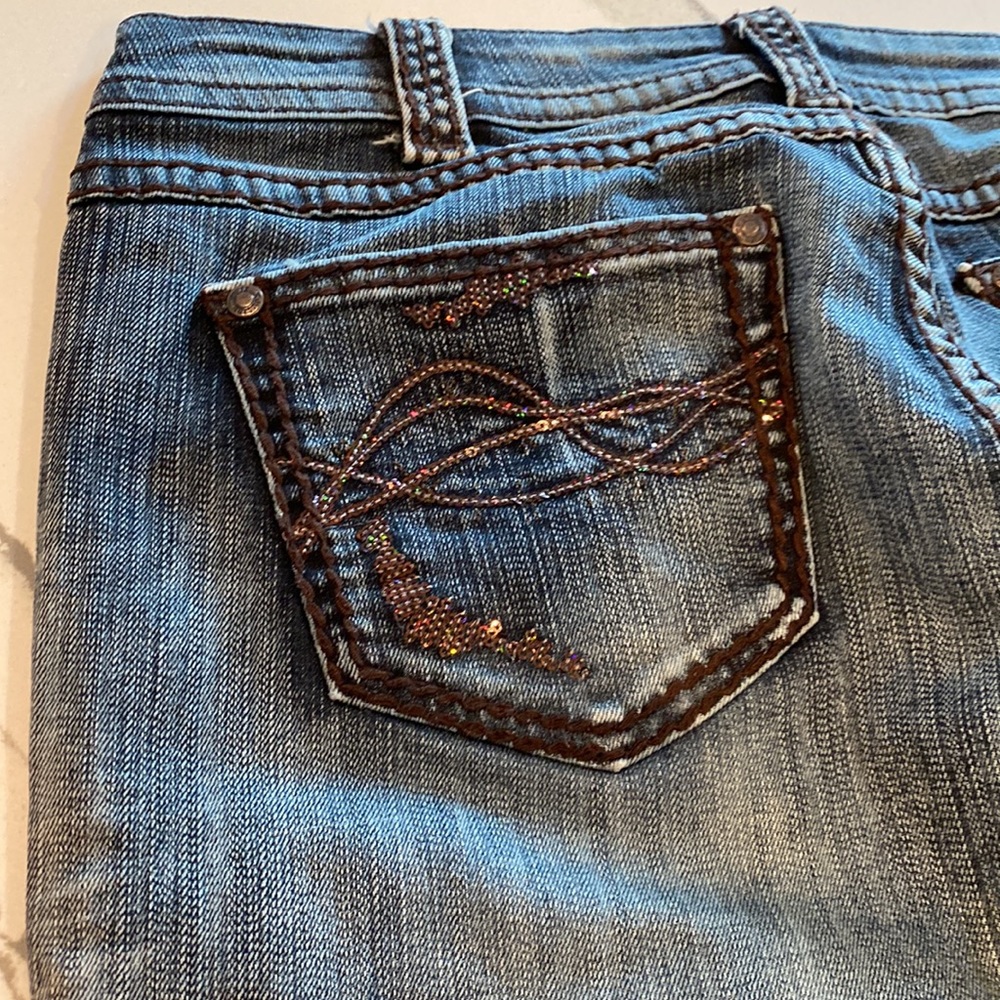 Cowgirl Tuff Jeans 33x32 - Picture 13 of 15
